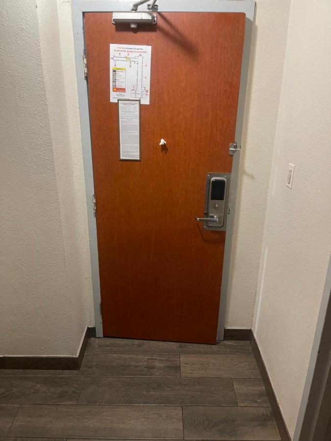 American Inn & Suites Ferndale Luaran gambar
