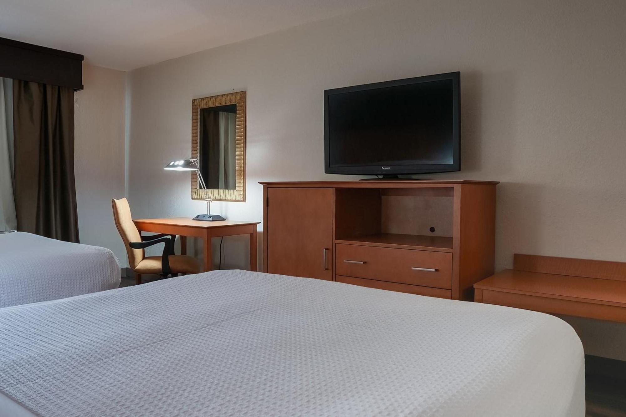 American Inn & Suites Ferndale Luaran gambar